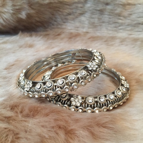 Jewelry - (4 for $25) Silver Jewel Embellished Bangles